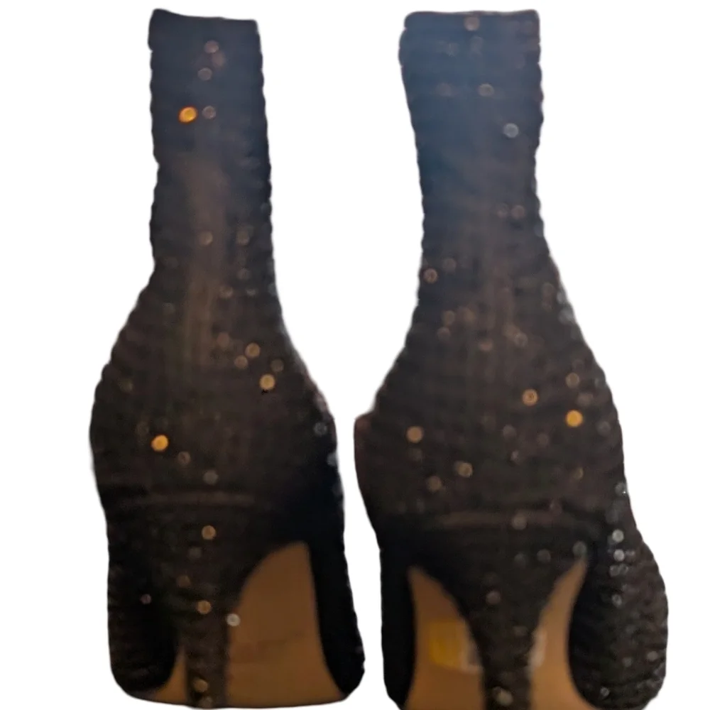 Jewel Badgley Mischka Jude Rhinestone Ankle Bootie Pointed Toe High Heel Size 8